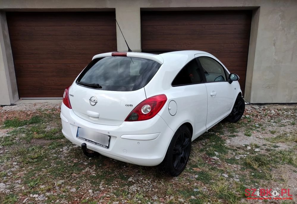 2011' Opel Corsa 1.7 Cdti Cosmo photo #2