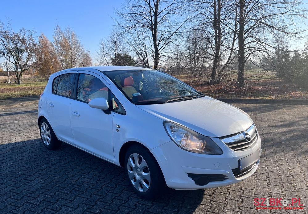 2010' Opel Corsa 1.3 Cdti 111 photo #1