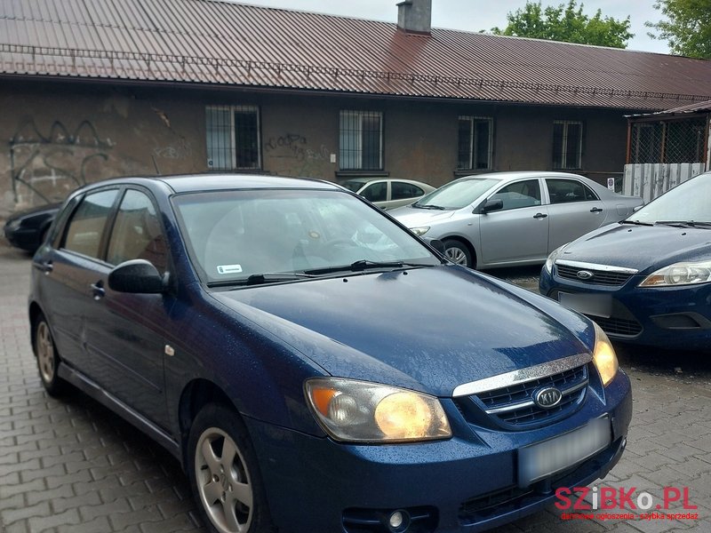2005' Kia Cerato photo #1
