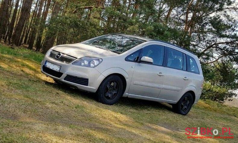 2007' Opel Zafira photo #1