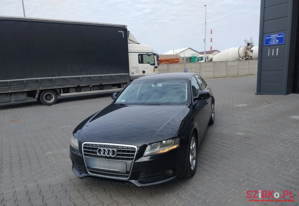 2008' Audi A4 Limousine photo #2