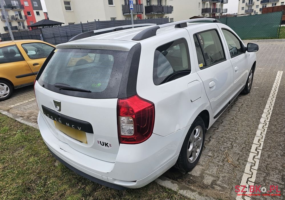 2017' Dacia Logan photo #6