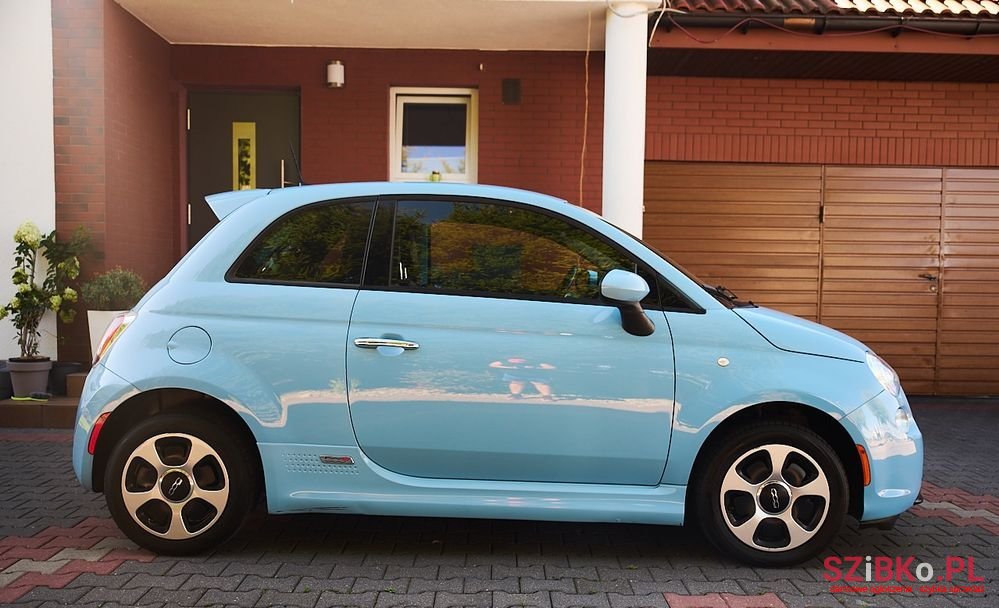 2016' Fiat 500e photo #1