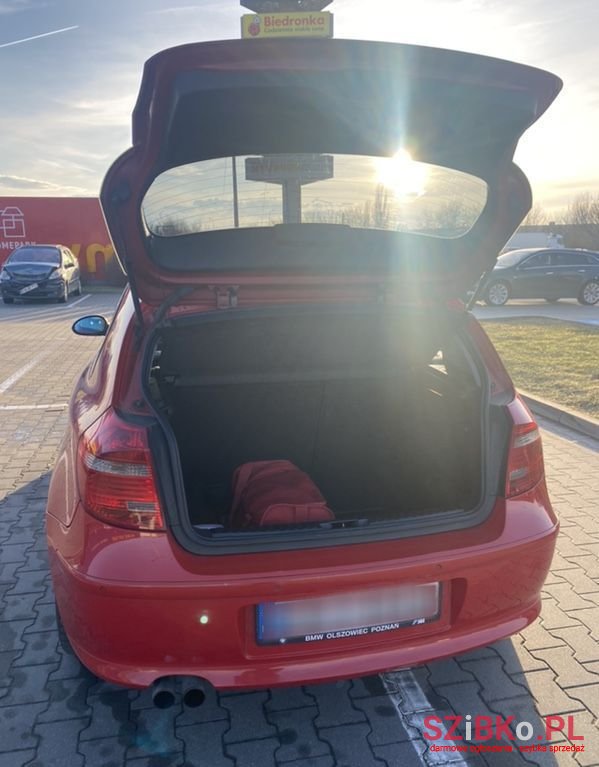 2008' BMW 1 Series 118D photo #5