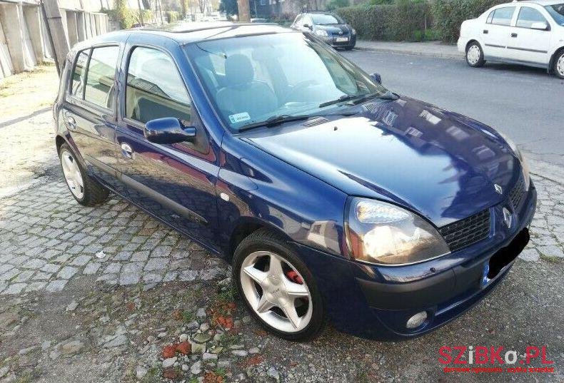 2004' Renault Clio photo #1