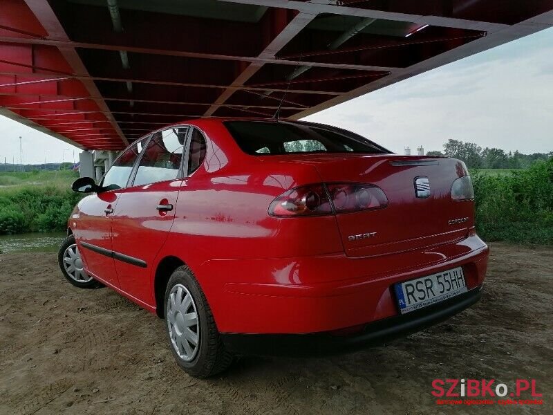 2003' SEAT Cordoba photo #4