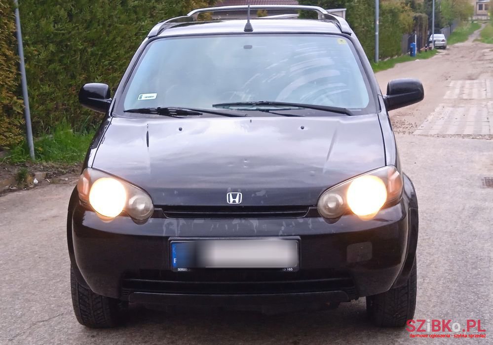 2004' Honda HR-V photo #2