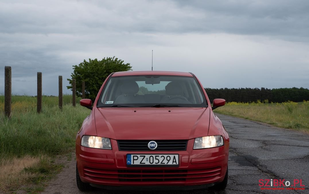 2005' Fiat Stilo photo #1
