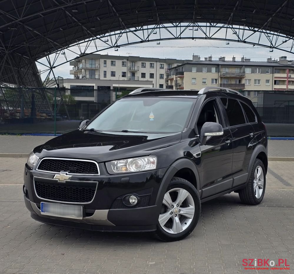 2012' Chevrolet Captiva photo #2