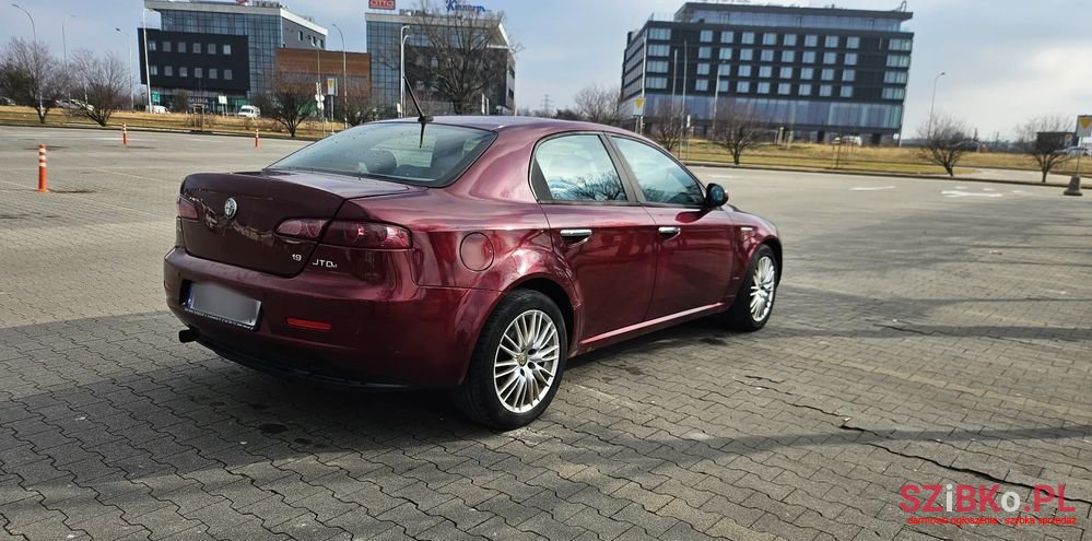 2009' Alfa Romeo 159 photo #6