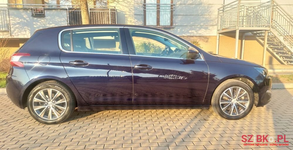 2014' Peugeot 308 photo #4