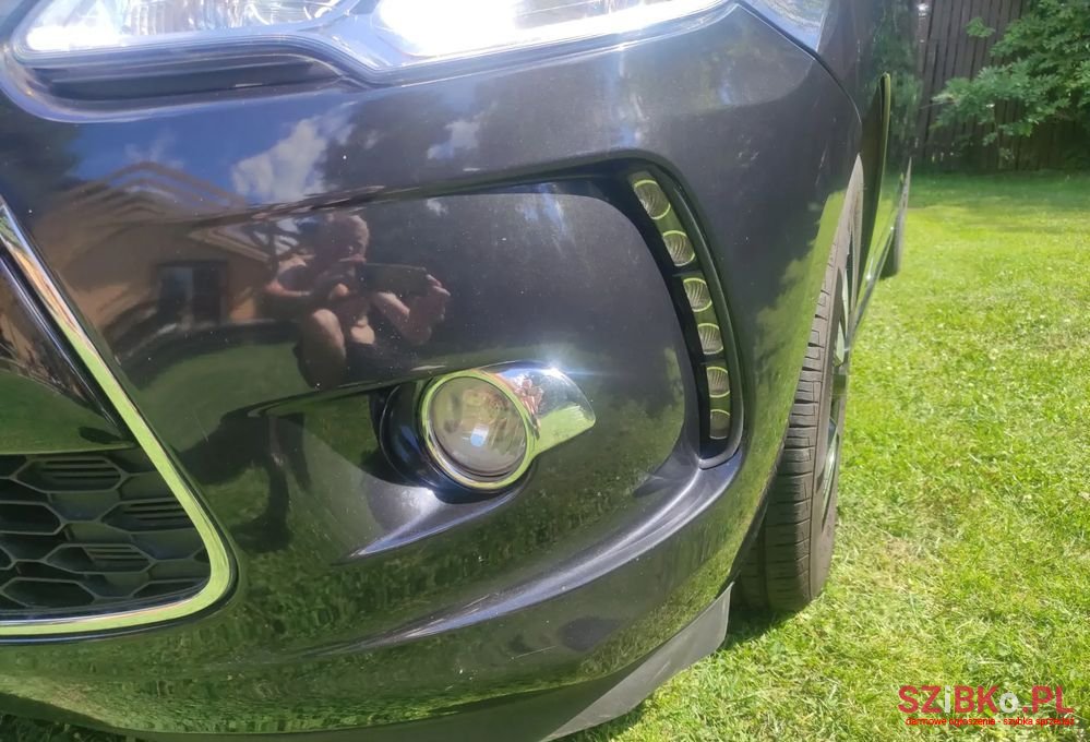 2012' Citroen DS3 1.6 Hdi Sochic photo #3