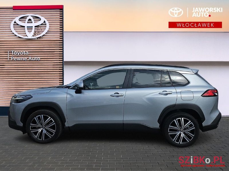 2023' Toyota Corolla Cross photo #2
