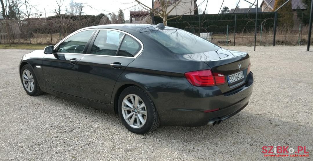 2011' BMW Seria 5 photo #2