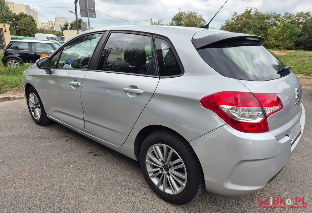 2011' Citroen C4 1.6 Vti Impress photo #3