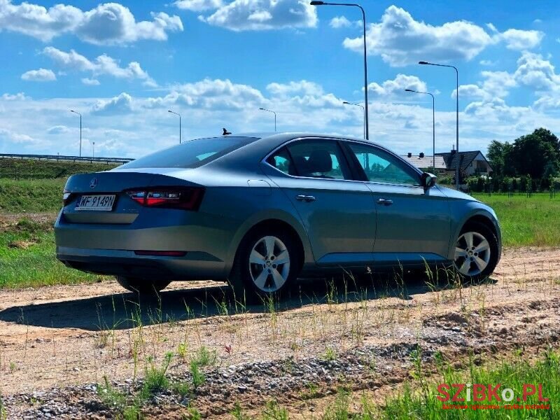 2017' Skoda Superb photo #2
