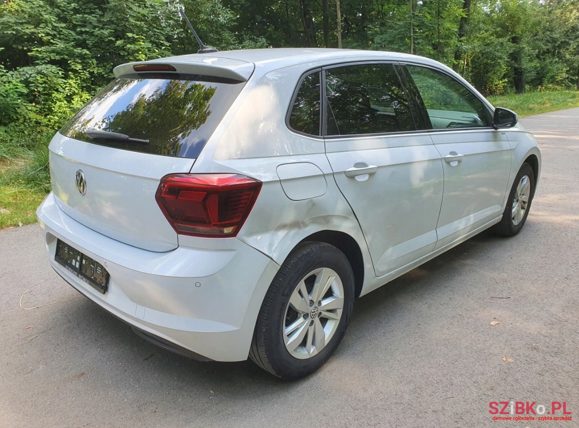 2018' Volkswagen Polo photo #5