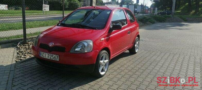 2001' Toyota Yaris photo #1