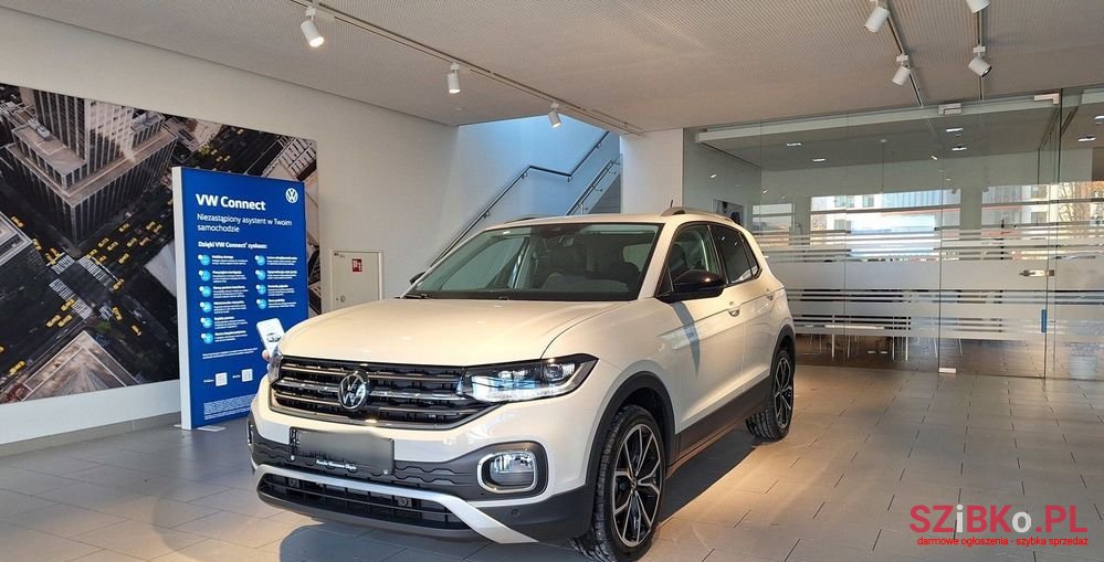 2023' Volkswagen T-Cross photo #3