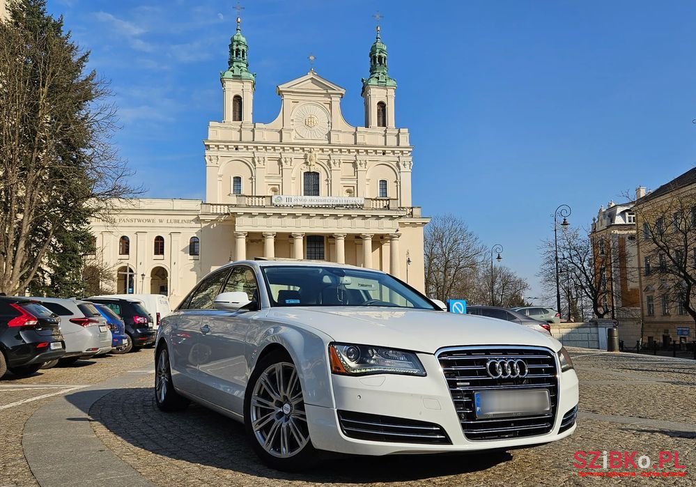 2013' Audi A8 3.0 Tfsi L Quattro photo #2