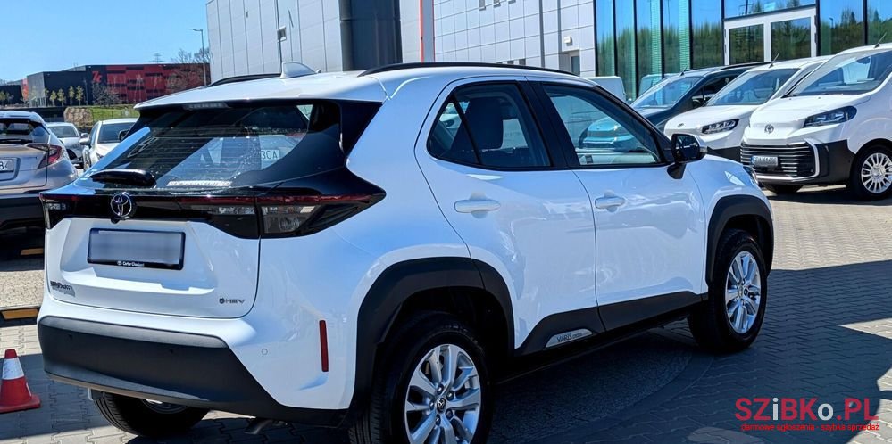 2024' Toyota Yaris Cross photo #2