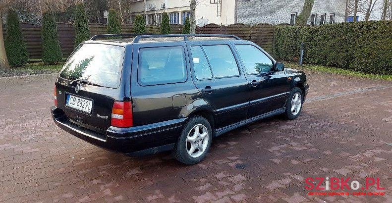 1997' Volkswagen Golf photo #1