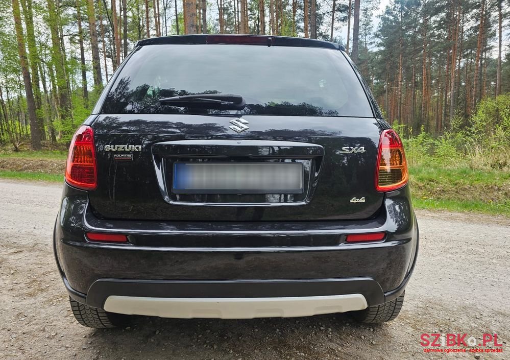 2009' Suzuki SX4 photo #4