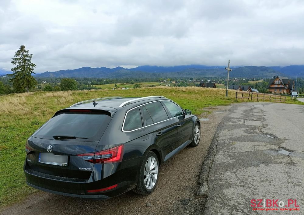 2015' Skoda Superb 1.8 Tsi L&K Dsg photo #3