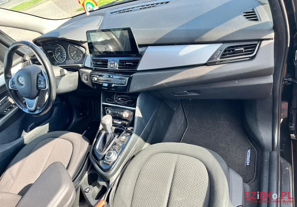 2016' BMW 2 Series 218D photo #5