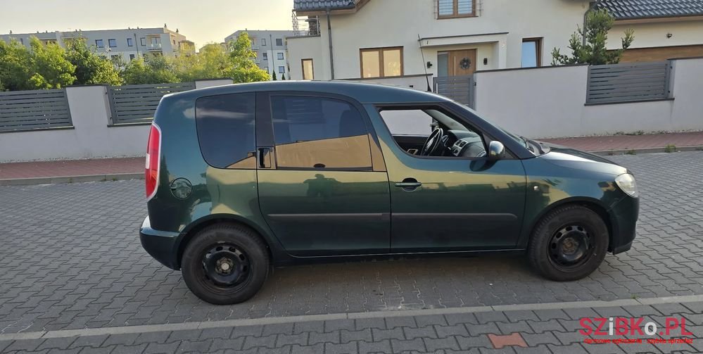 2009' Skoda Roomster 1.6 16V photo #6