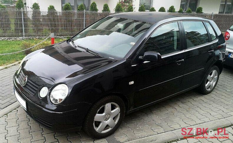 2005' Volkswagen Polo photo #1