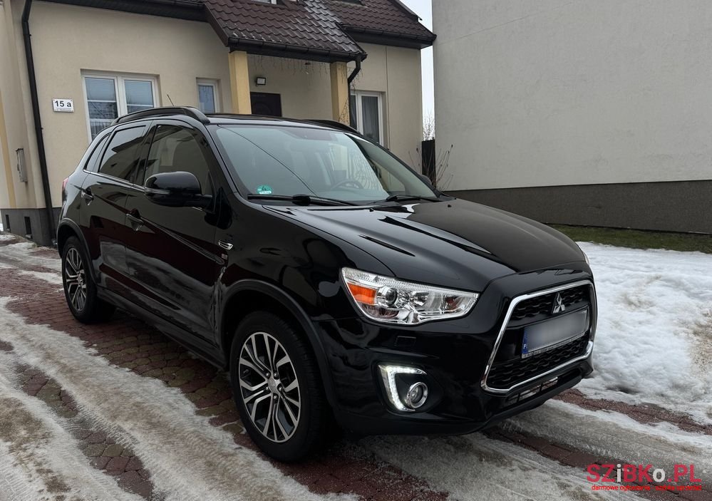 2015' Mitsubishi ASX photo #1