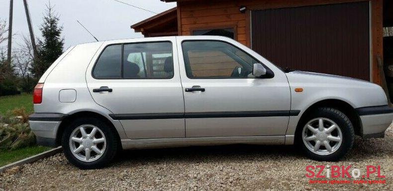 1996' Volkswagen Golf photo #2