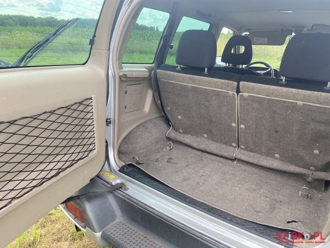 2003' Nissan Terrano photo #4