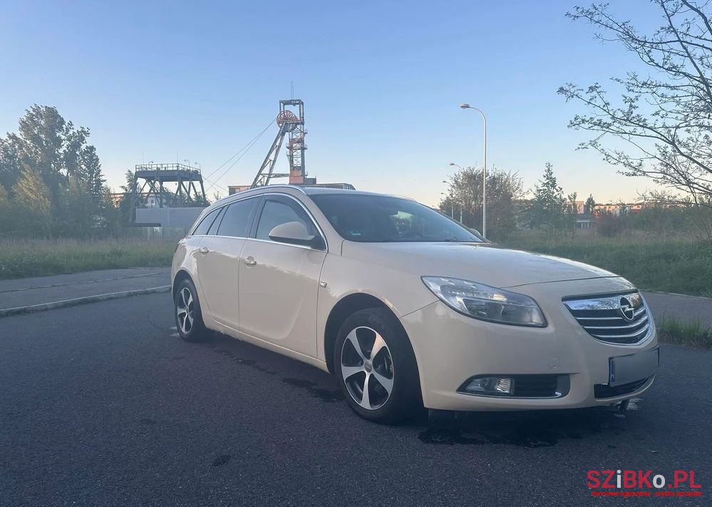 2009' Opel Insignia 2.0 Cdti photo #3