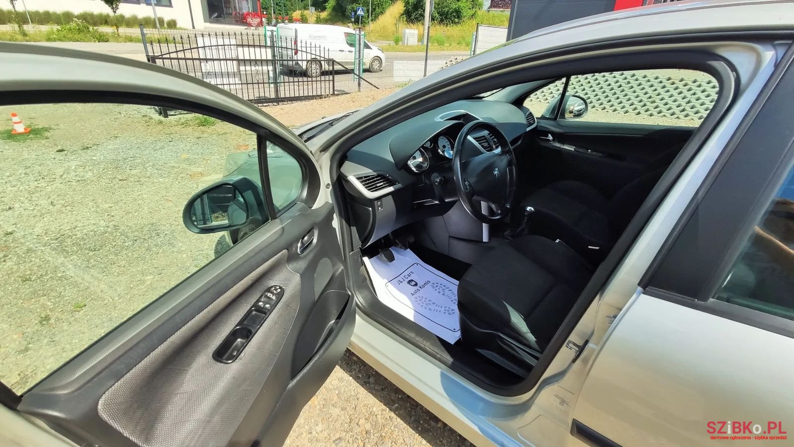 2008' Peugeot 207 photo #4