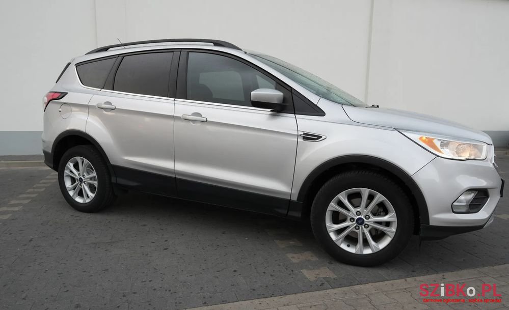 2017' Ford Escape photo #3