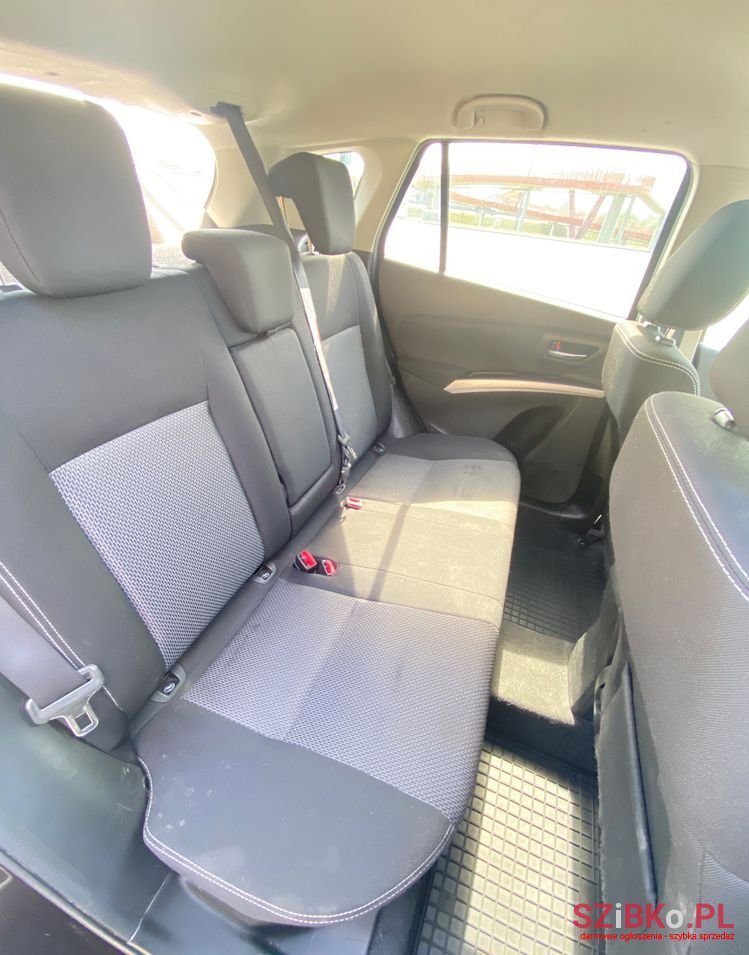 2013' Suzuki SX4 S-Cross photo #6