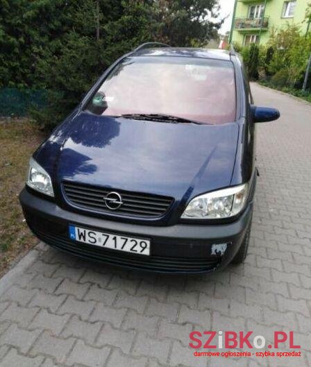 2000' Opel Zafira photo #1