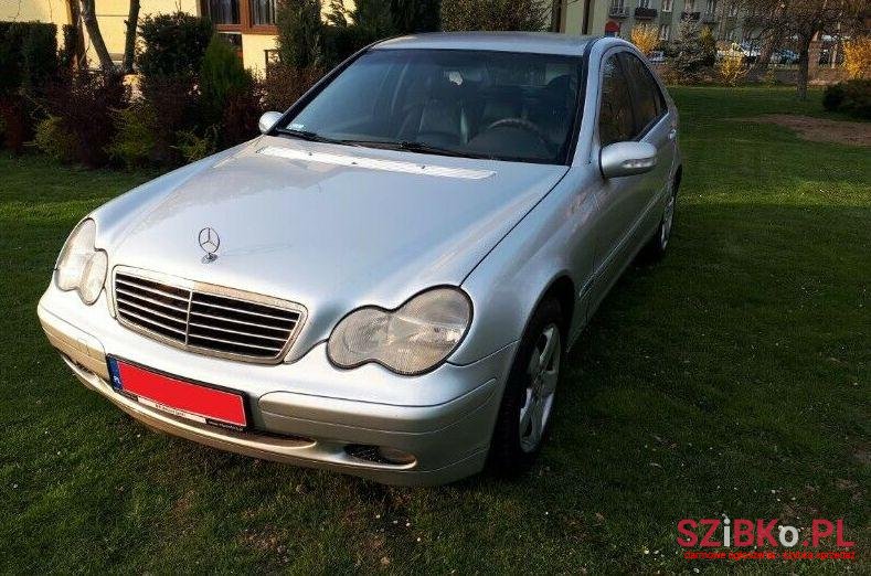 2002' Mercedes-Benz Klasa C photo #1