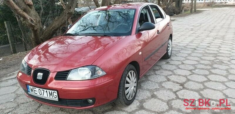 2005' SEAT Cordoba photo #1