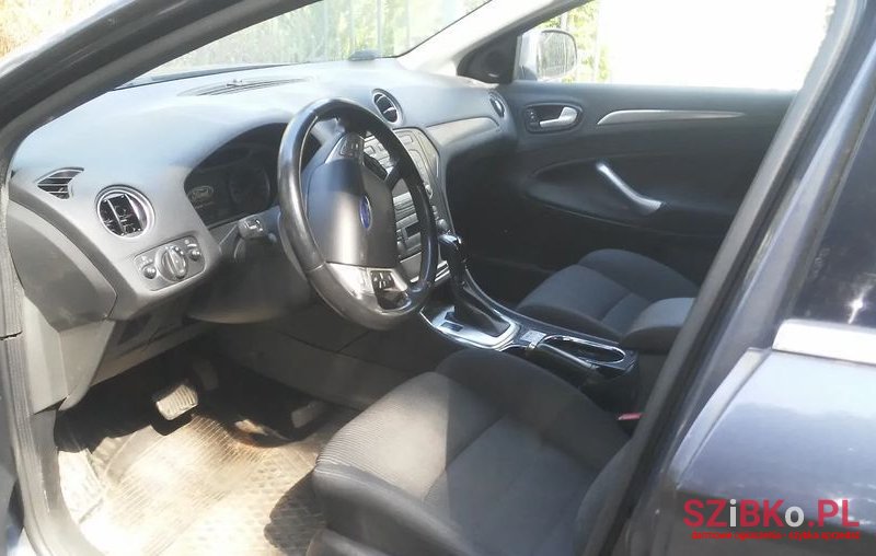 2009' Ford Mondeo photo #5