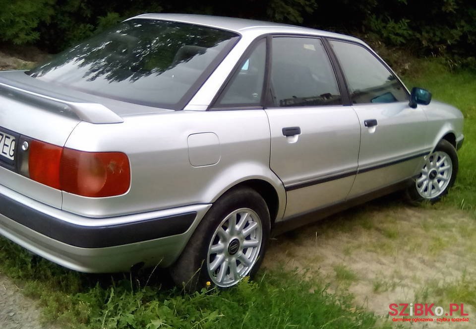 1994' Audi 80 photo #2