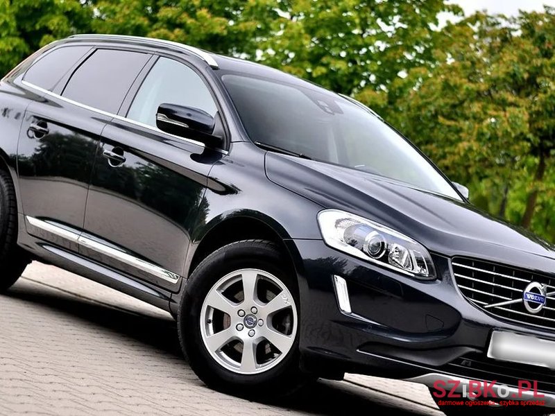 2017' Volvo Xc 60 D4 Drive-E Ocean Race photo #3