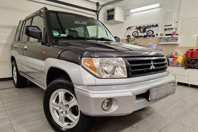 2005' Mitsubishi Pajero Pinin