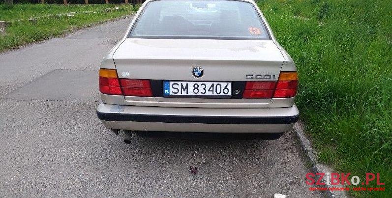 1989' BMW Seria 5 photo #1
