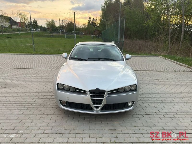 2007' Alfa Romeo 159 photo #2