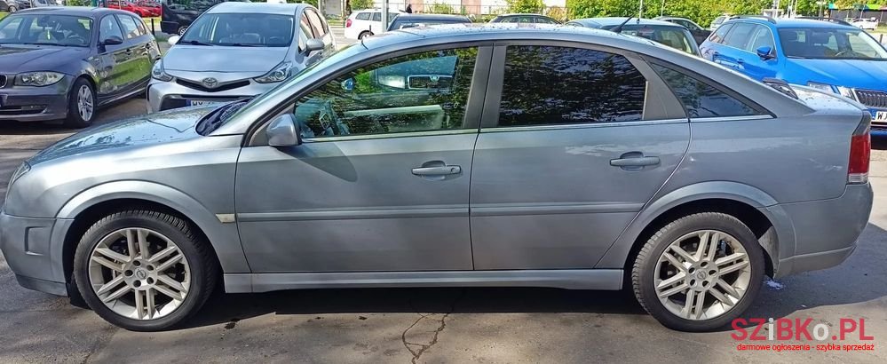 2004' Opel Vectra 1.8 Gts photo #3