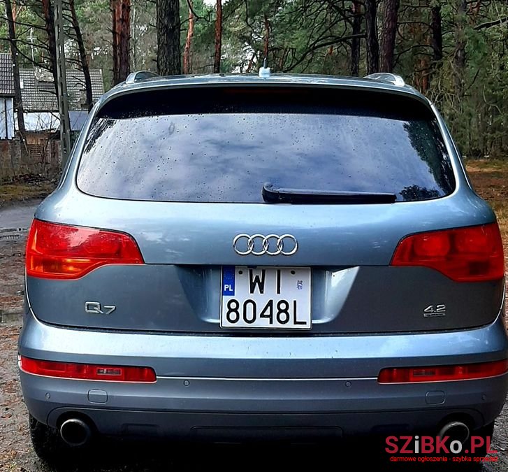 2008' Audi Q7 photo #5