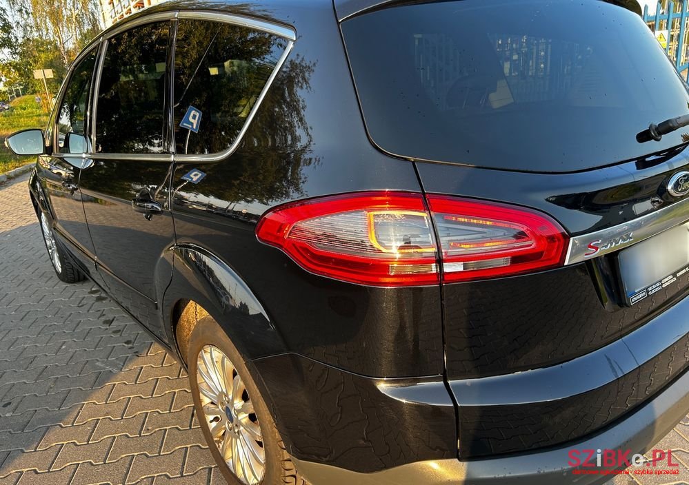 2012' Ford S-Max photo #6